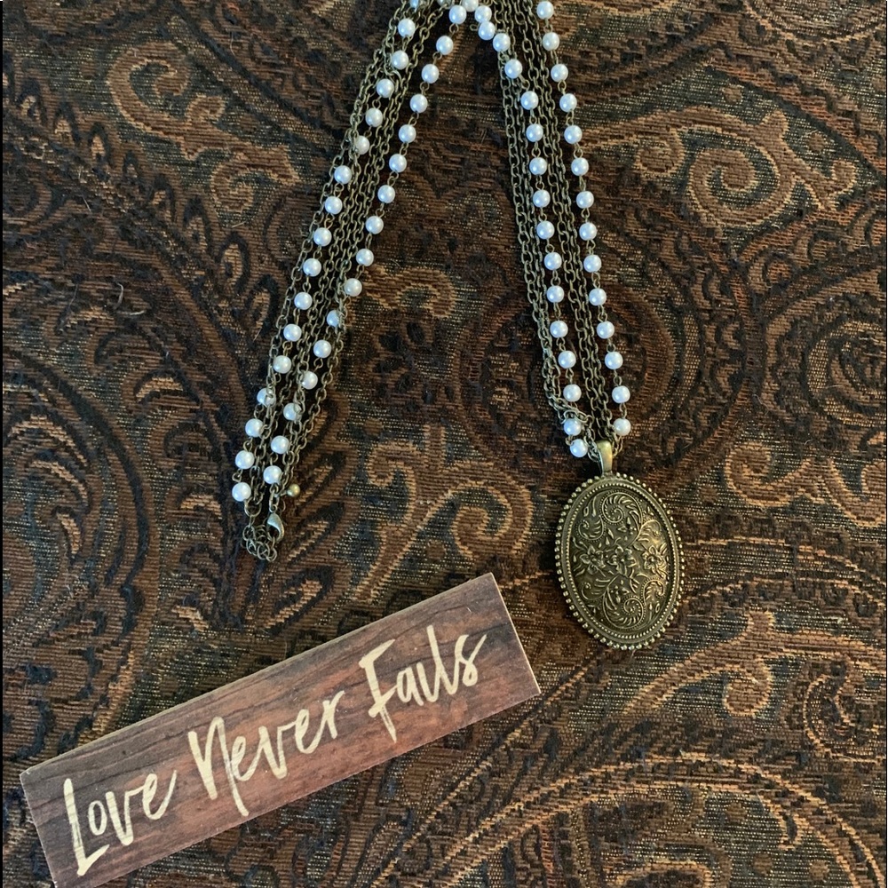 Vintage Pearl Necklace with Mirror/Pendant Brooch